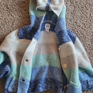 Gap Sweater